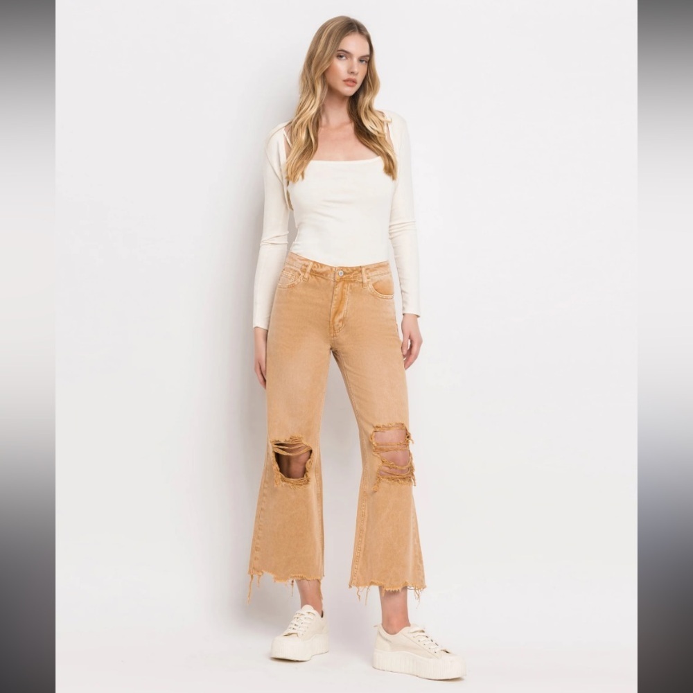 Super High Rise 90's
Vintage Crop Flare
Jeans casual fall vervet